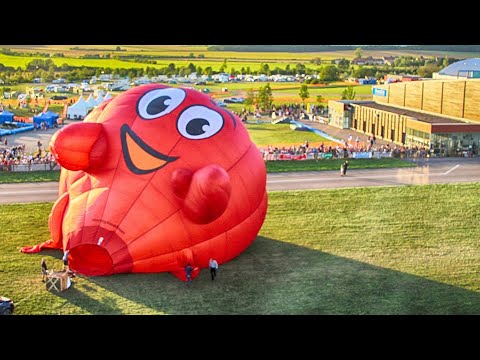 6 Minutes of Special Shapes Hot Air Balloons!